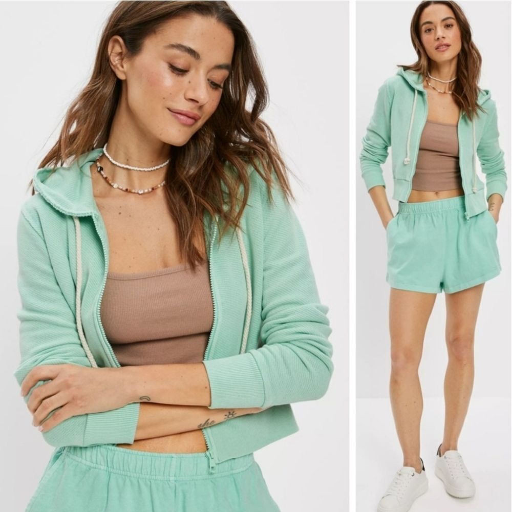 American Eagle AE Sun Set Zip Up Hoodie Green Cropped Feels Seriously‎ Lived In